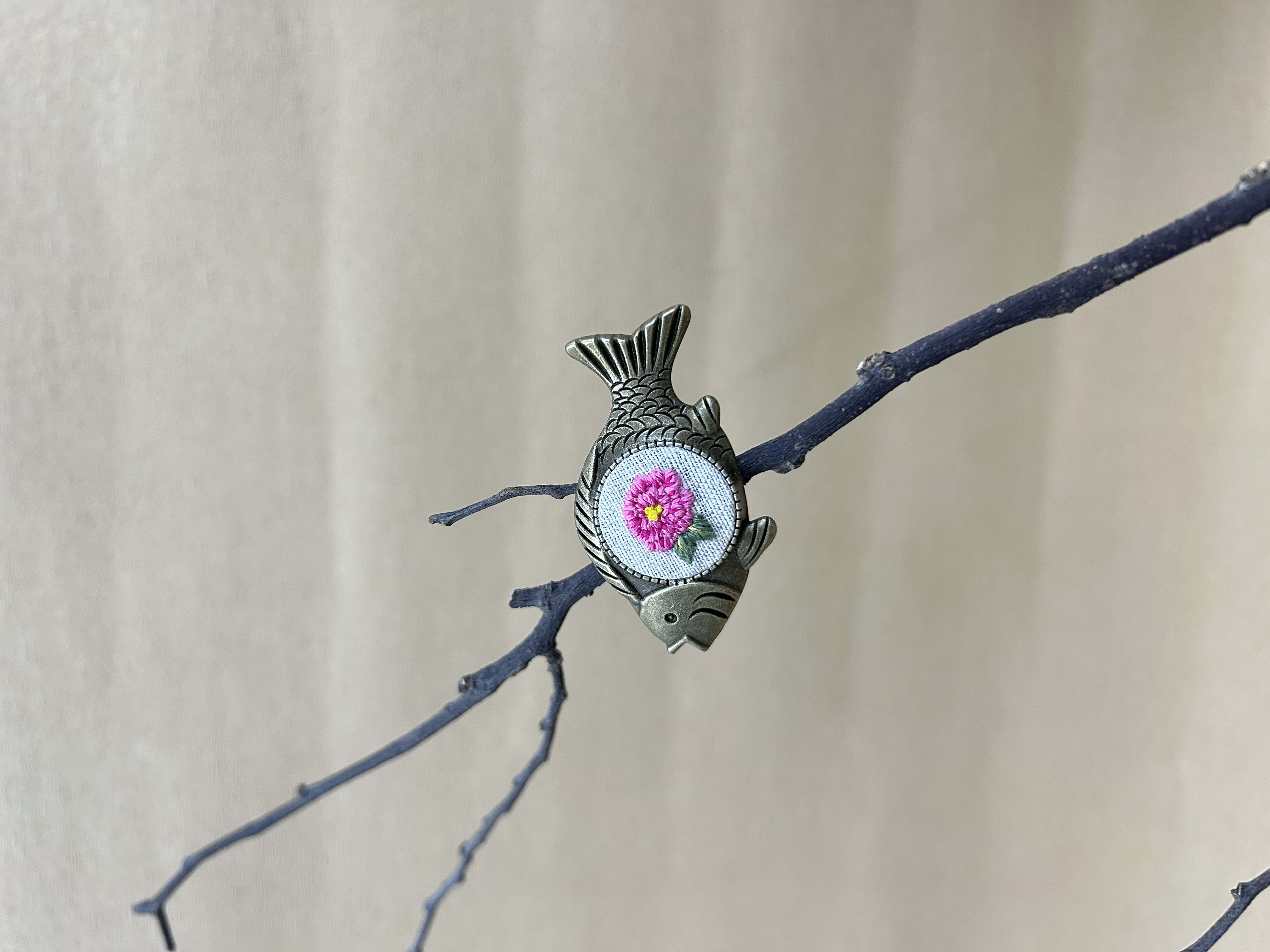 Fish Floral brooch